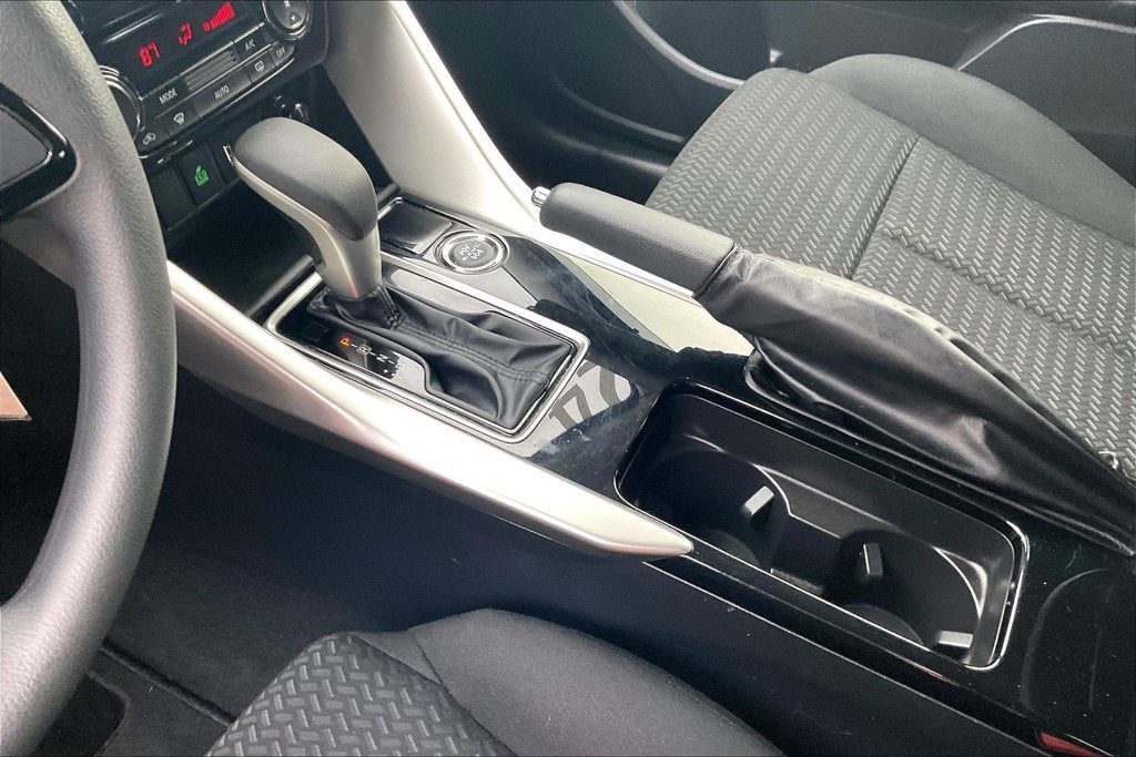 2024 Mitsubishi Eclipse Cross ES