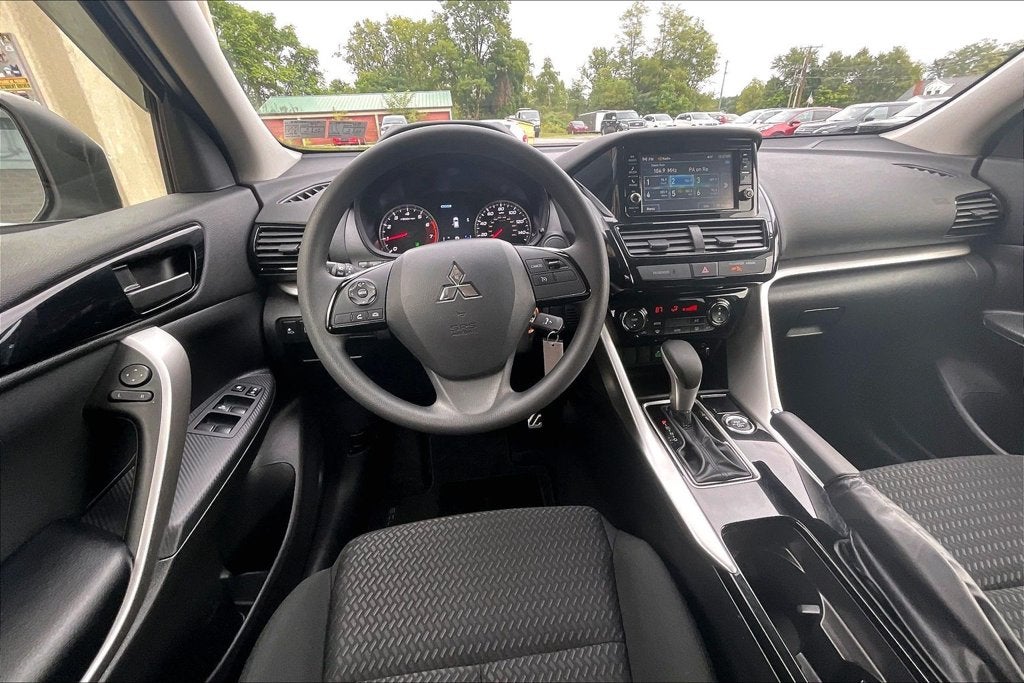 2024 Mitsubishi Eclipse Cross ES