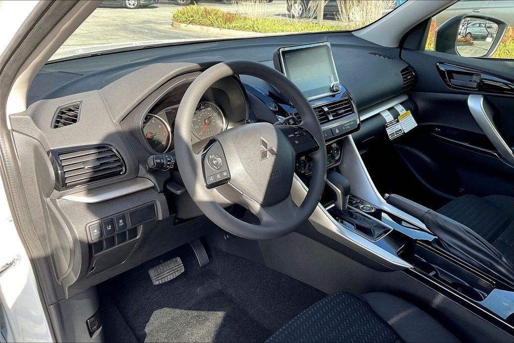 2026 Mitsubishi Eclipse Cross LE