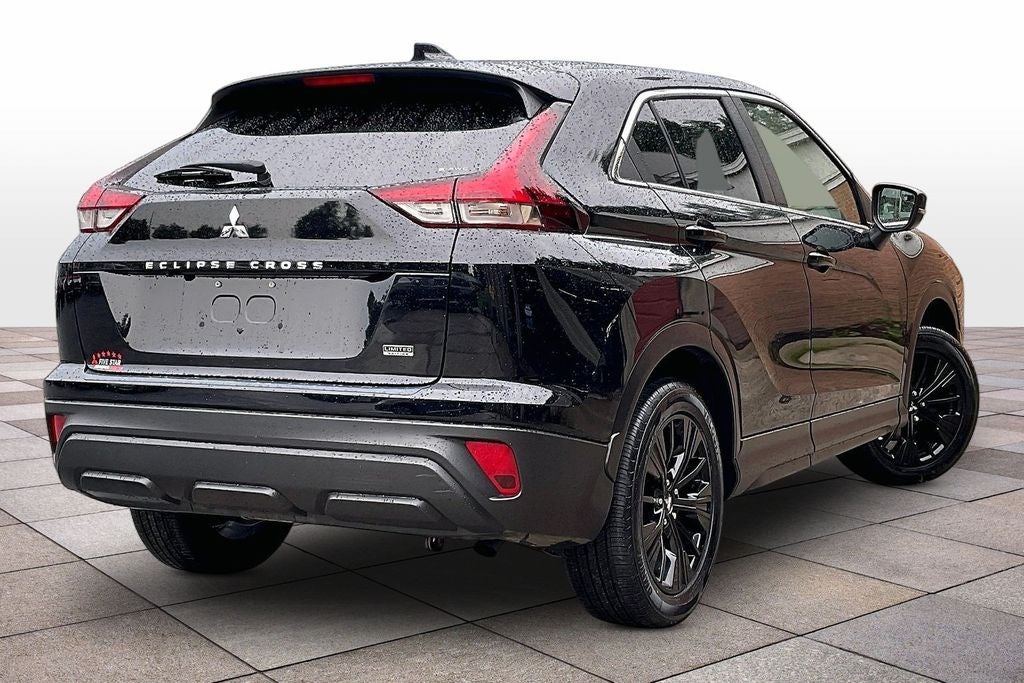 2022 Mitsubishi Eclipse Cross LE