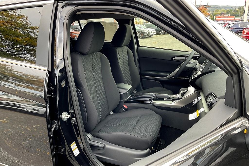 2026 Mitsubishi Eclipse Cross LE