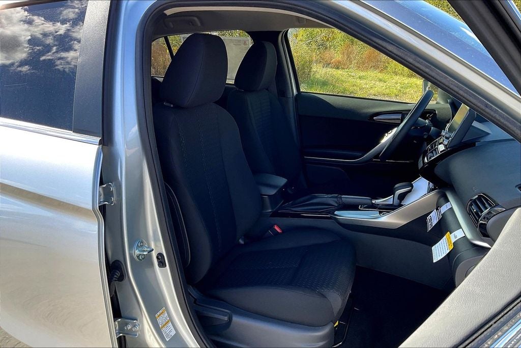 2026 Mitsubishi Eclipse Cross LE