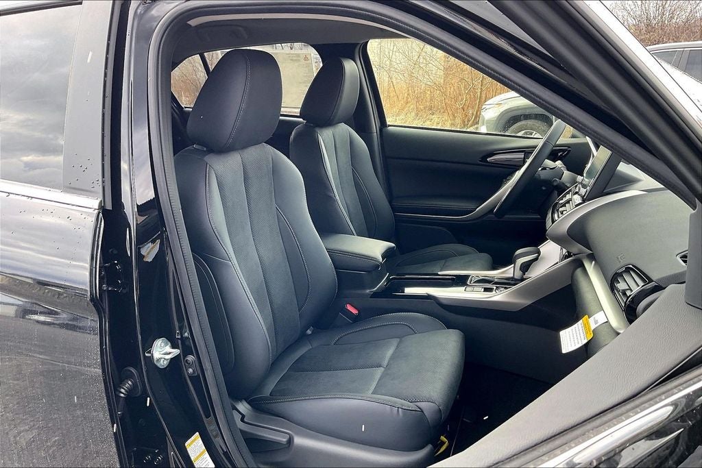 2026 Mitsubishi Eclipse Cross SE