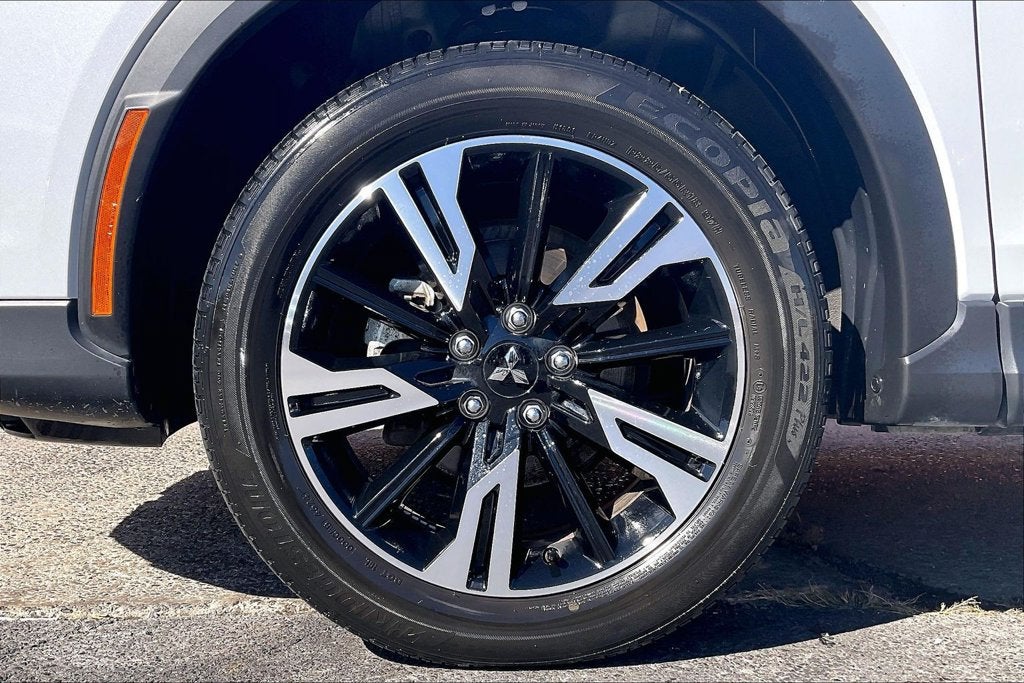 2025 Mitsubishi Eclipse Cross SE