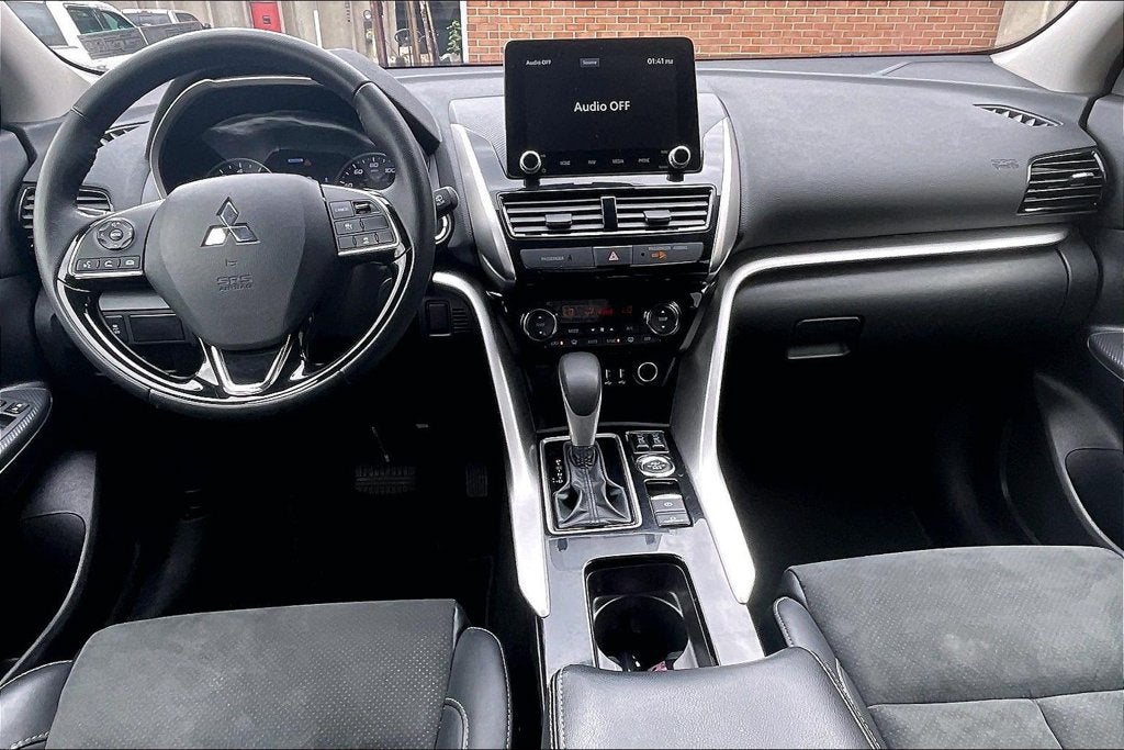 2025 Mitsubishi Eclipse Cross SE