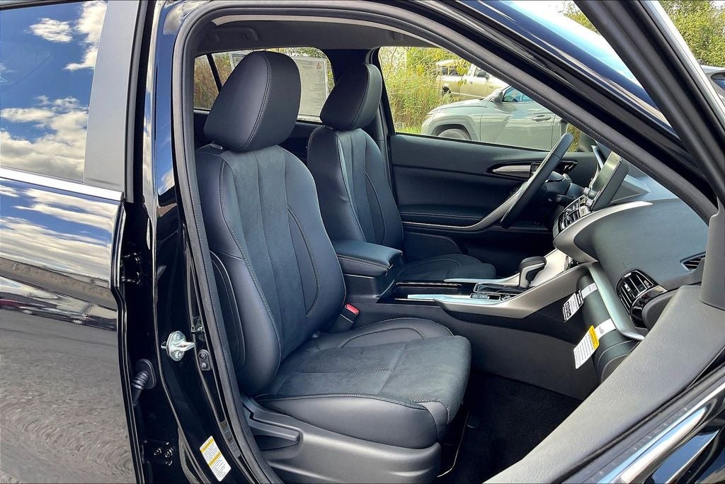 2026 Mitsubishi Eclipse Cross SE