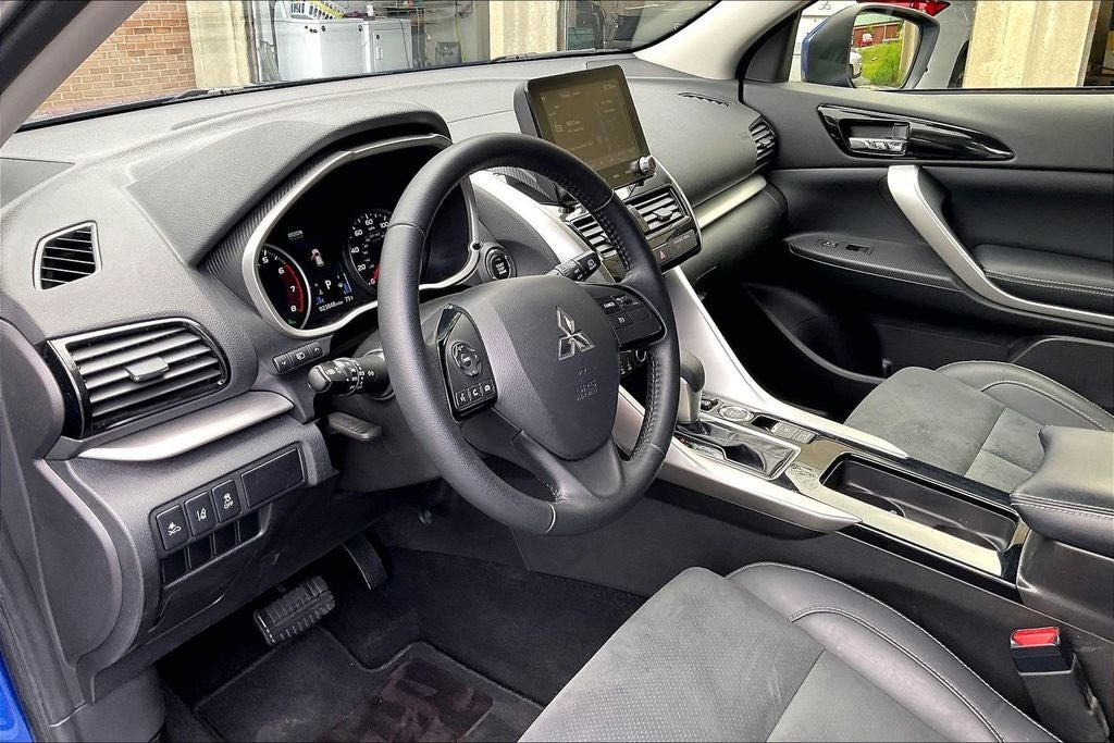 2023 Mitsubishi Eclipse Cross SE