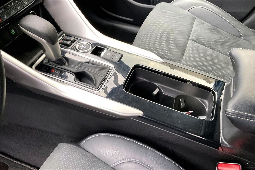 2023 Mitsubishi Eclipse Cross SE