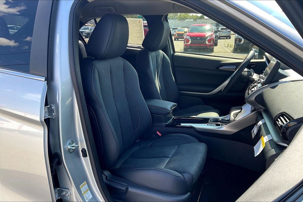 2026 Mitsubishi Eclipse Cross SE