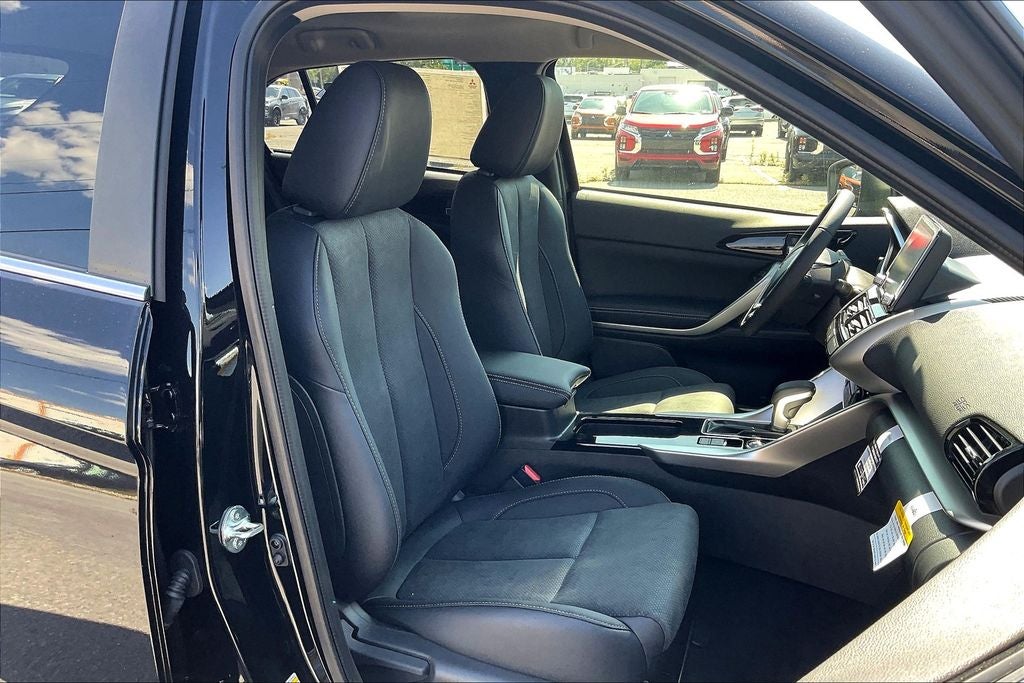 2026 Mitsubishi Eclipse Cross SE