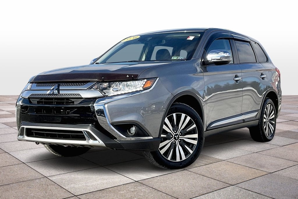 2020 Mitsubishi Outlander SE