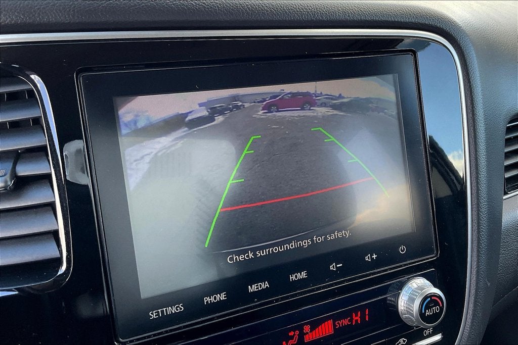 2020 Mitsubishi Outlander SE