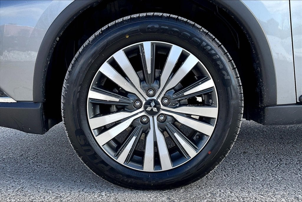 2020 Mitsubishi Outlander SE
