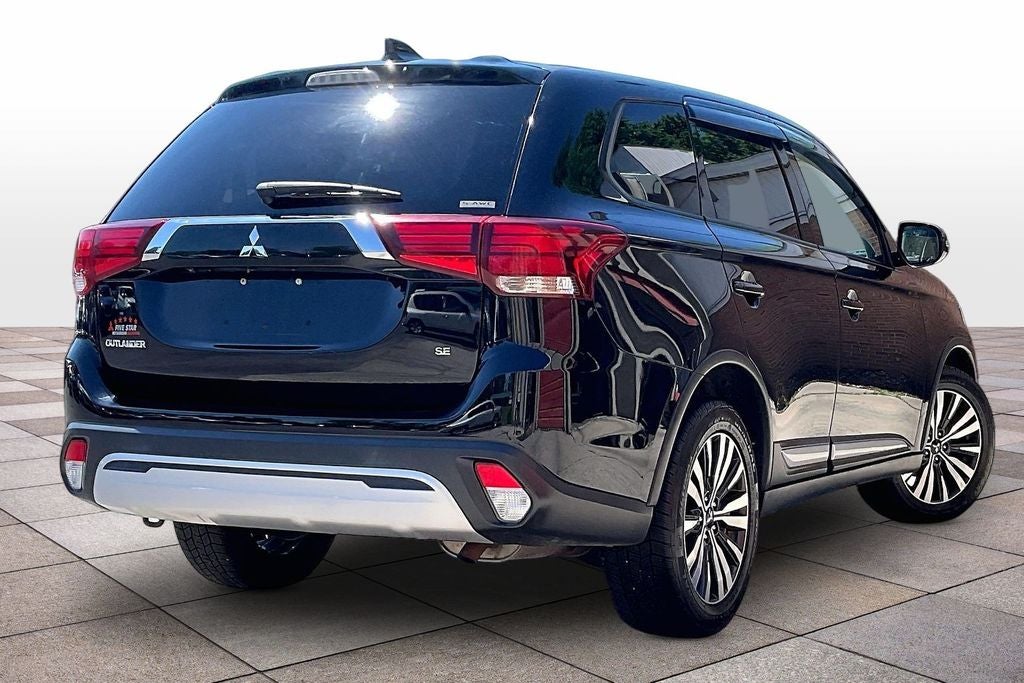 2020 Mitsubishi Outlander SE