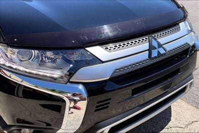 2020 Mitsubishi Outlander SE