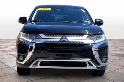 2020 Mitsubishi Outlander SE