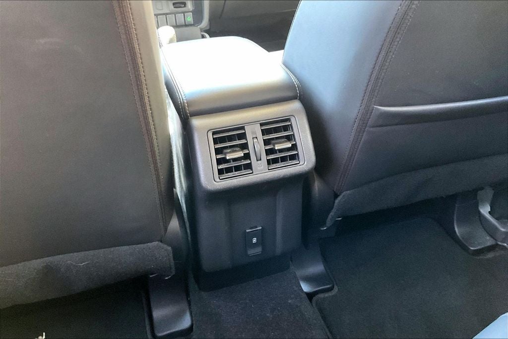 2020 Mitsubishi Outlander SE