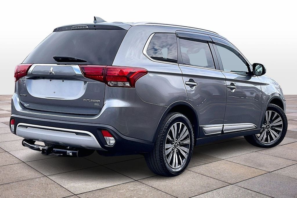 2019 Mitsubishi Outlander SEL