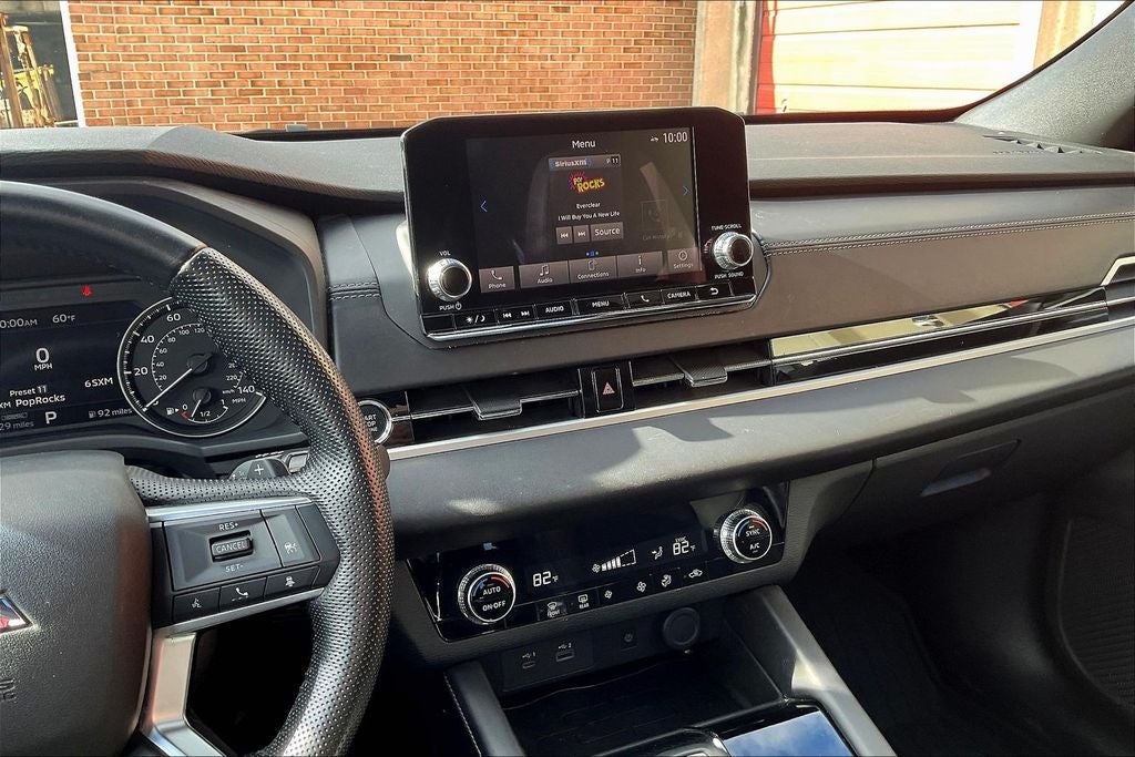 2022 Mitsubishi Outlander Black Edition