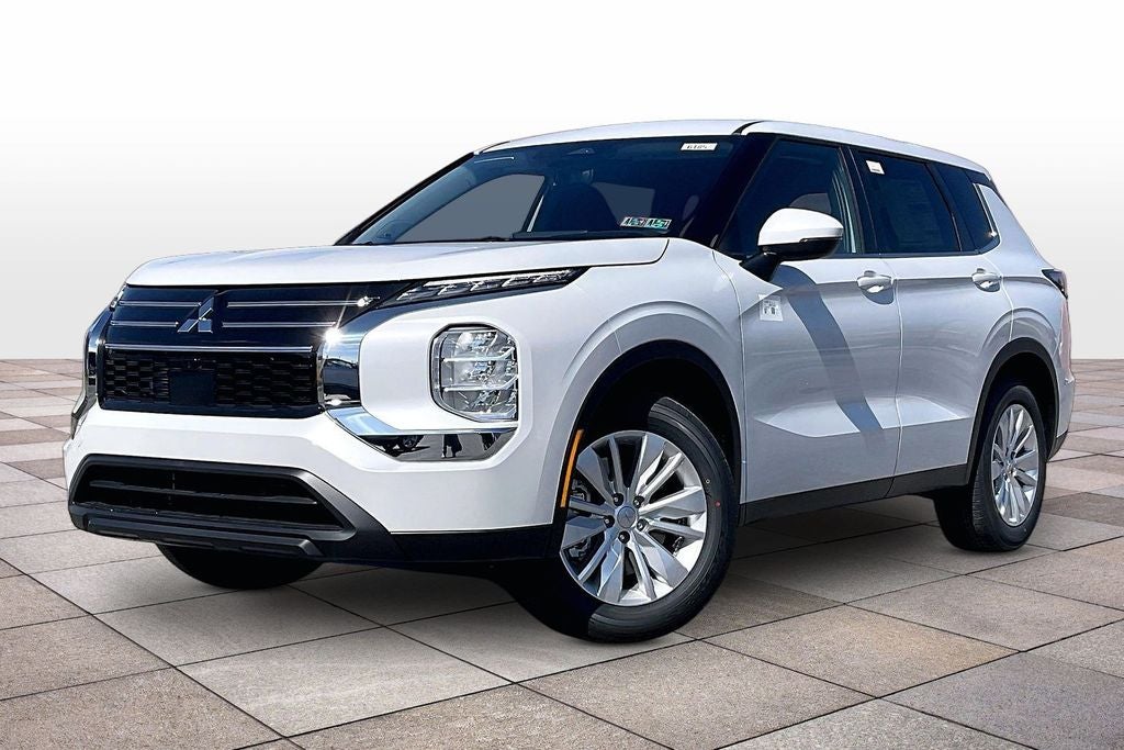 2026 Mitsubishi Outlander ES