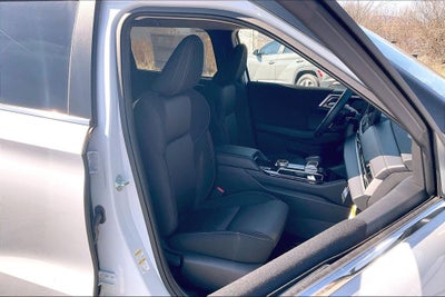 2026 Mitsubishi Outlander ES