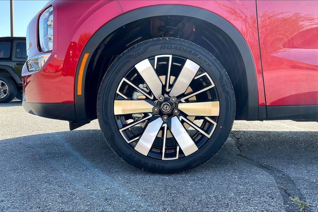 2025 Mitsubishi Outlander SE