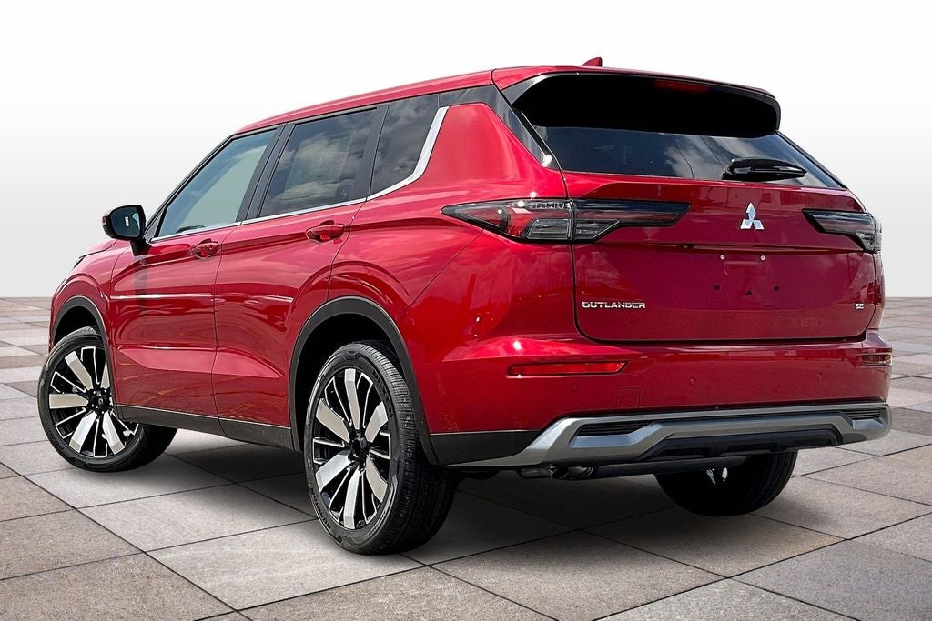 2025 Mitsubishi Outlander SE