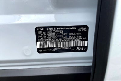 2026 Mitsubishi Outlander LE