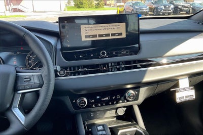 2026 Mitsubishi Outlander LE