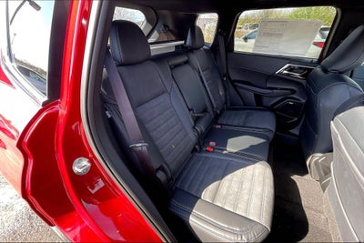 2026 Mitsubishi Outlander LE