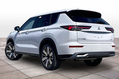 2026 Mitsubishi Outlander SE