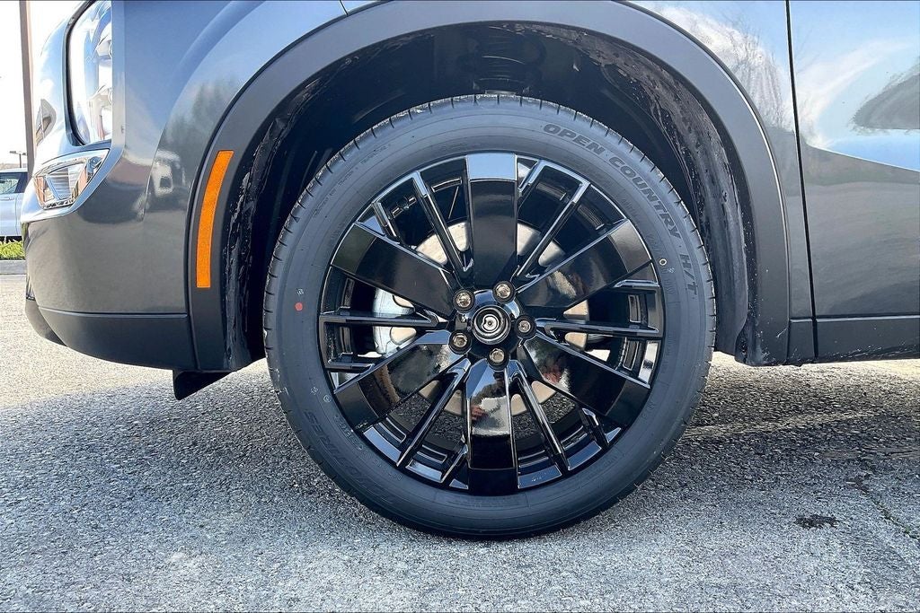 2026 Mitsubishi Outlander LE