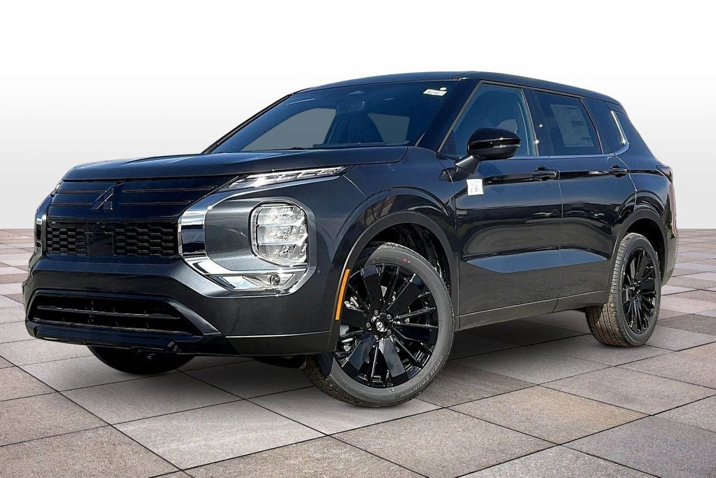 2026 Mitsubishi Outlander LE