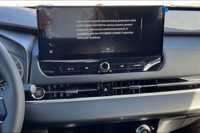 2026 Mitsubishi Outlander LE