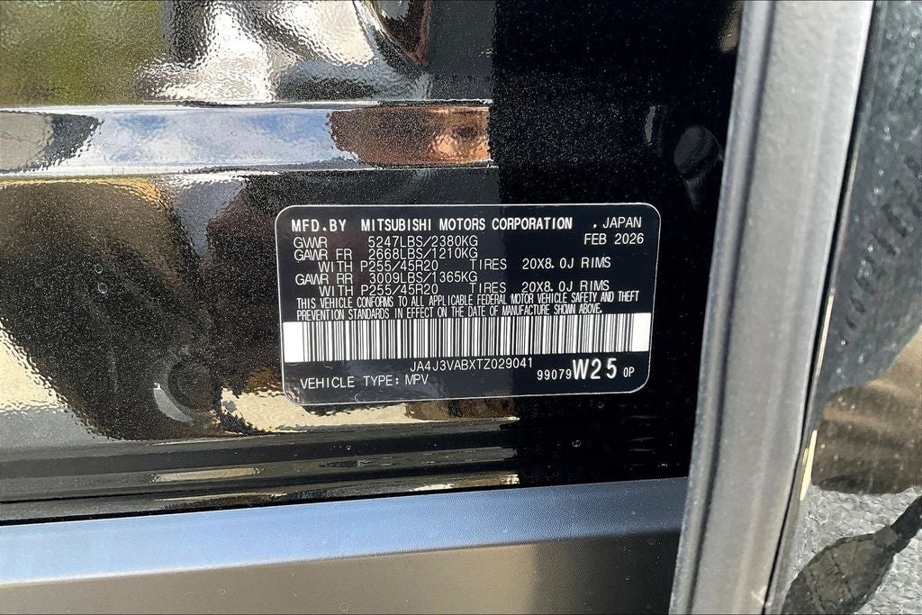 2026 Mitsubishi Outlander LE