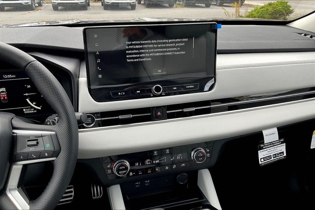 2025 Mitsubishi Outlander SEL