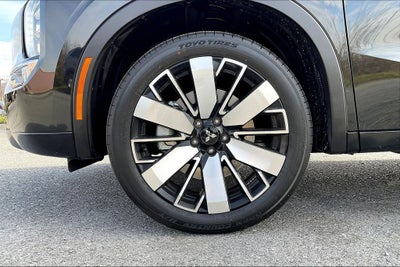 2025 Mitsubishi Outlander SEL