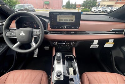 2025 Mitsubishi Outlander SEL