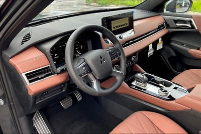 2025 Mitsubishi Outlander SEL