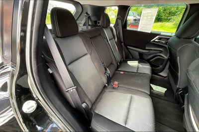 2022 Mitsubishi Outlander ES