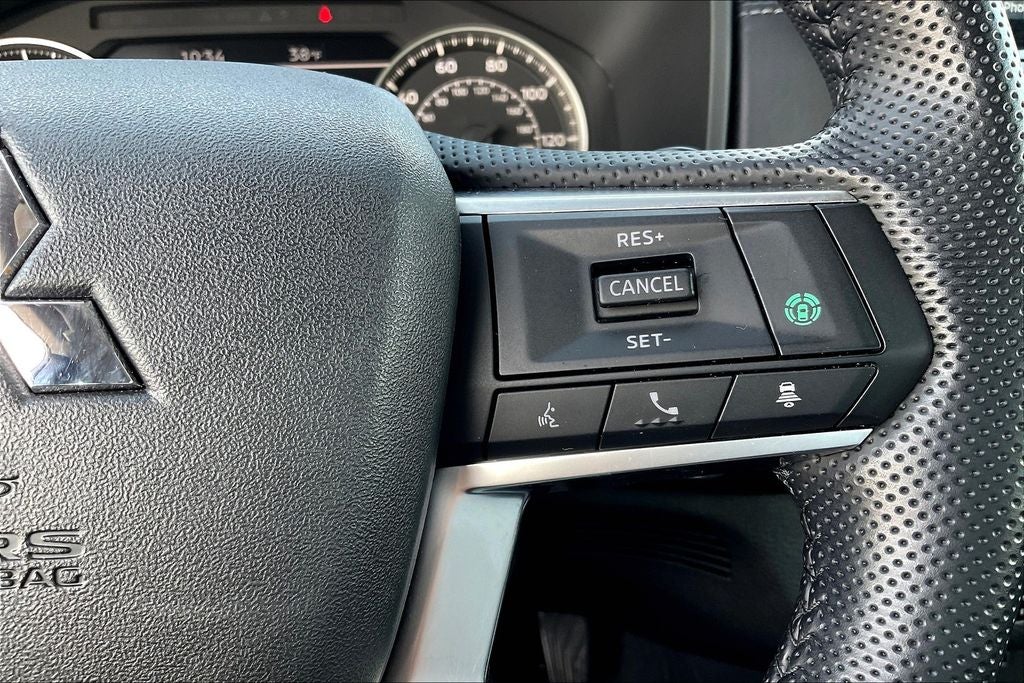 2022 Mitsubishi Outlander SE