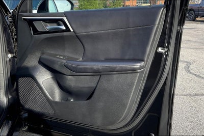 2022 Mitsubishi Outlander SE