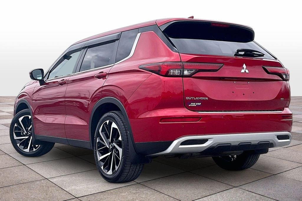 2022 Mitsubishi Outlander SE w/Tech