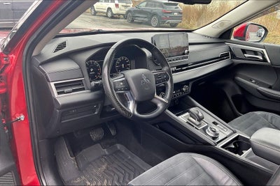 2022 Mitsubishi Outlander SE w/Tech