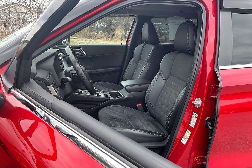 2022 Mitsubishi Outlander SE w/Tech