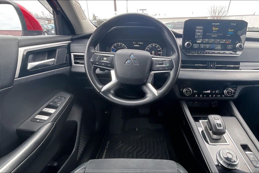 2022 Mitsubishi Outlander SE w/Tech