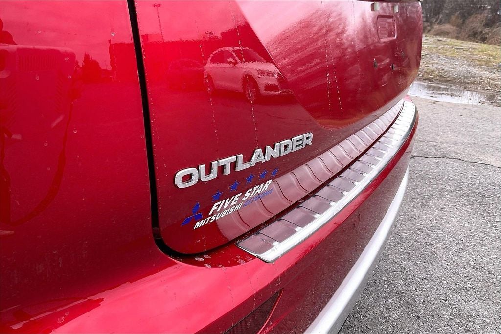 2022 Mitsubishi Outlander SE w/Tech
