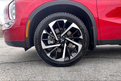 2022 Mitsubishi Outlander SE w/Tech