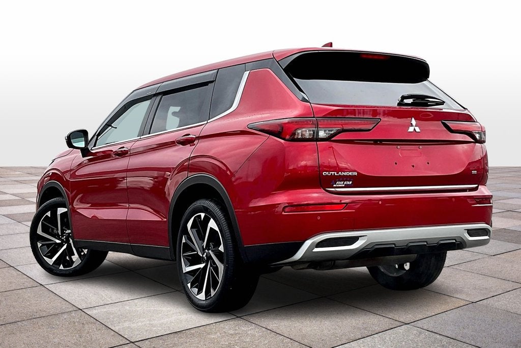 2022 Mitsubishi Outlander SE