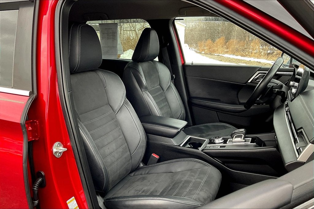 2022 Mitsubishi Outlander SE